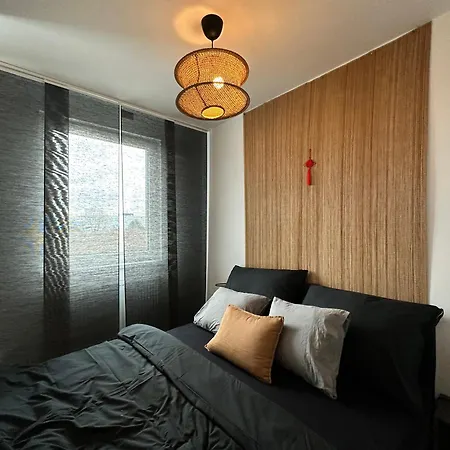 Sady, 5min From Airport And Parking *